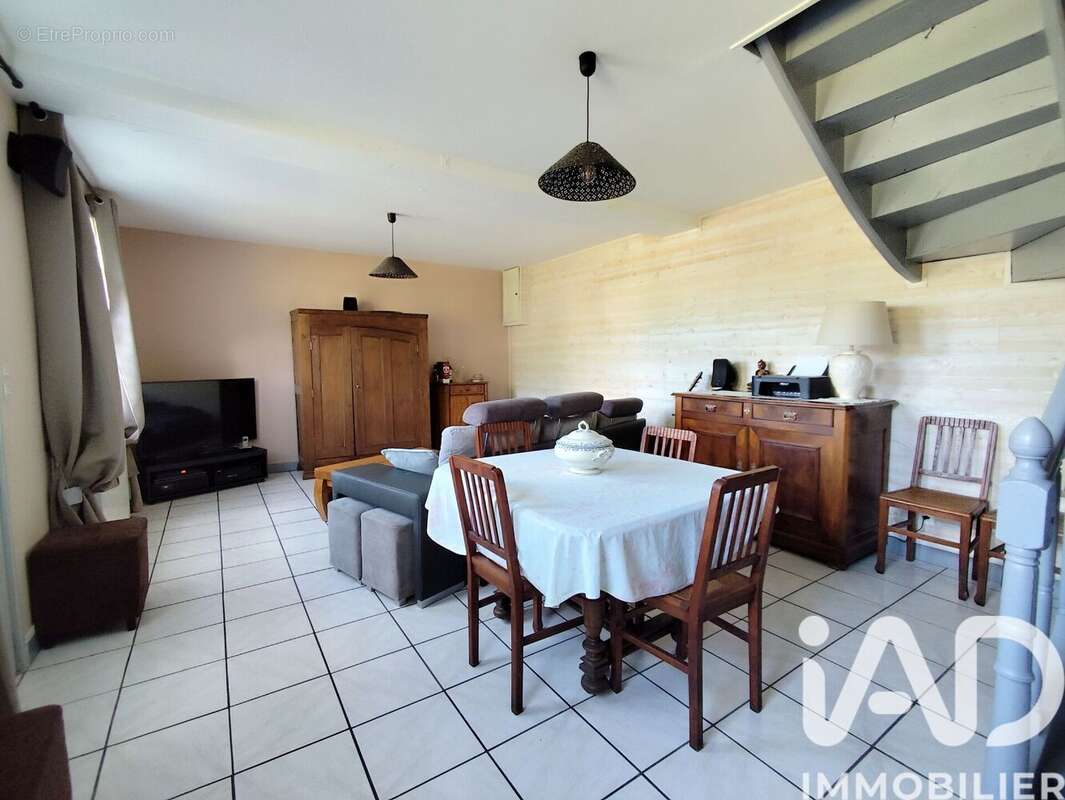 Photo 5 - Maison à GENNES