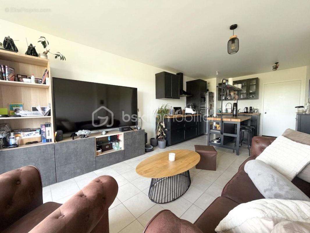 Appartement à TIGERY