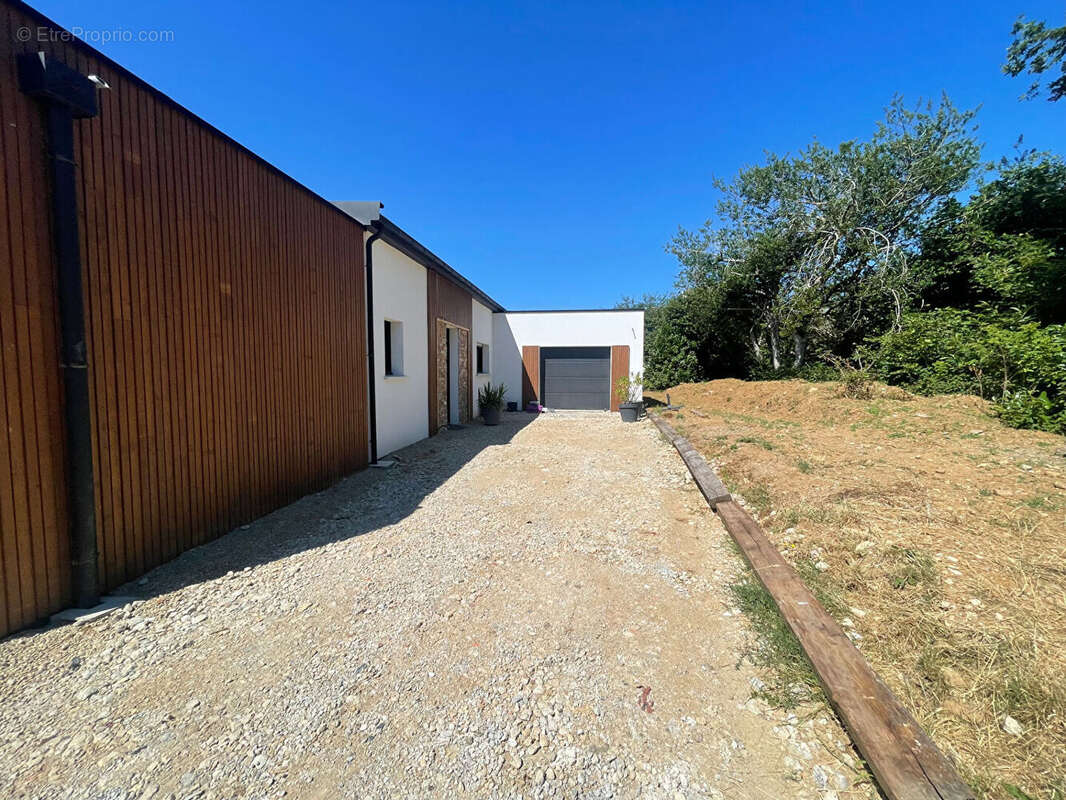 Superbe contemporaine à Plomelin - photo 7