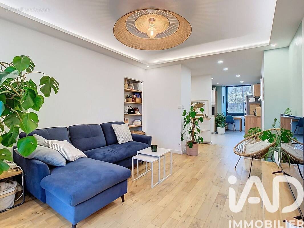 Photo 1 - Appartement à TASSIN-LA-DEMI-LUNE