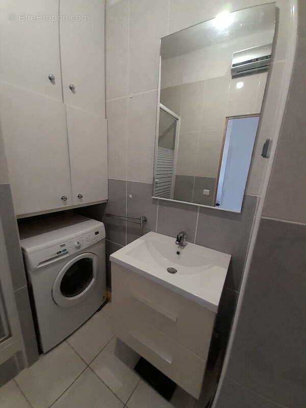 Appartement à MARSEILLE-6E