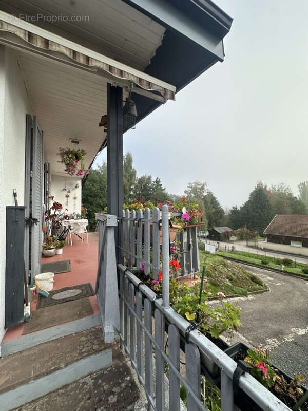 Maison à ETIVAL-CLAIREFONTAINE