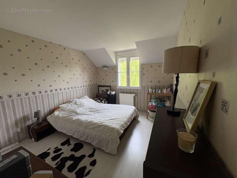 Maison à CHATEAUFORT