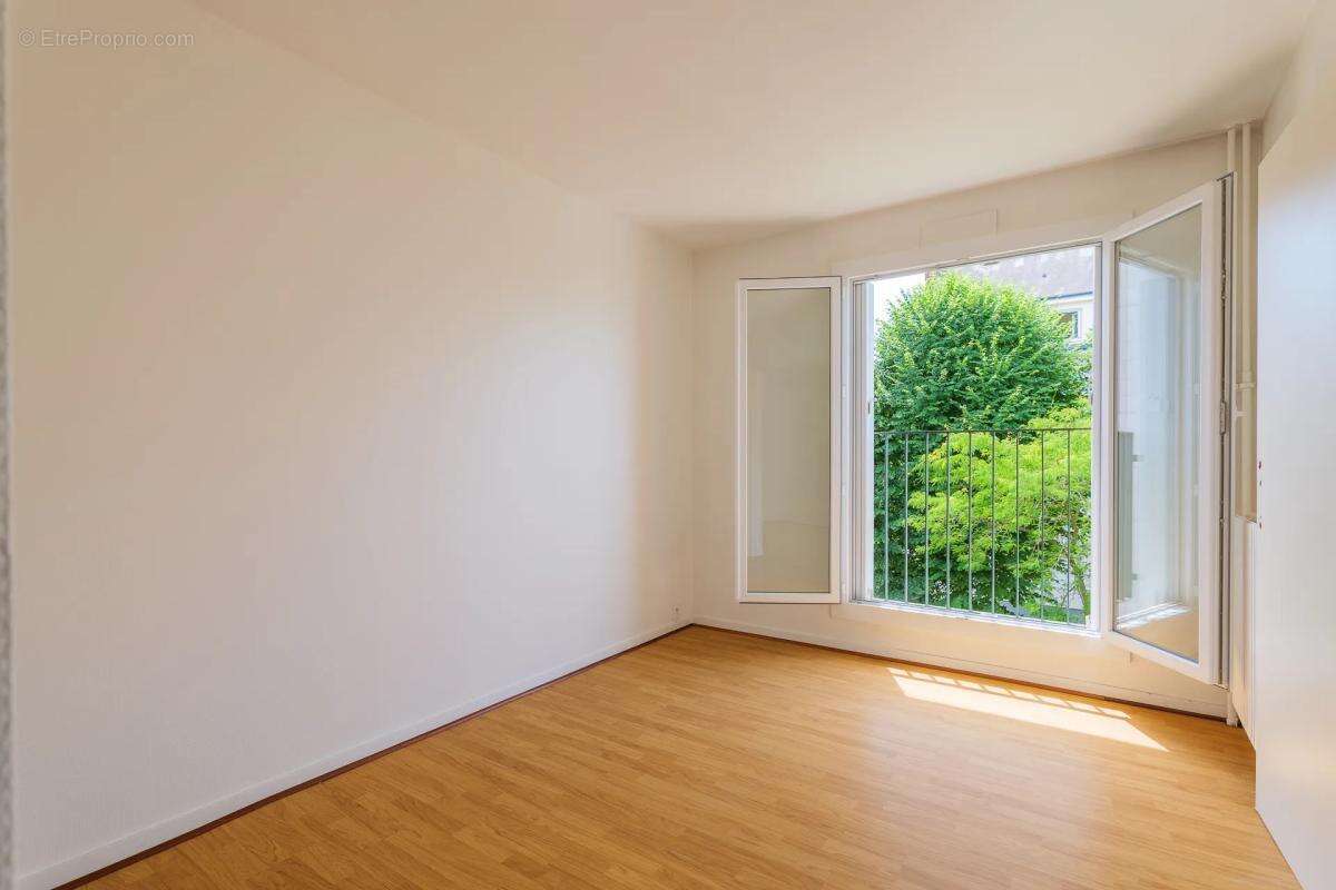 Appartement de 3 pièces de 63 m² à Boissy-Saint-Léger - photo 11