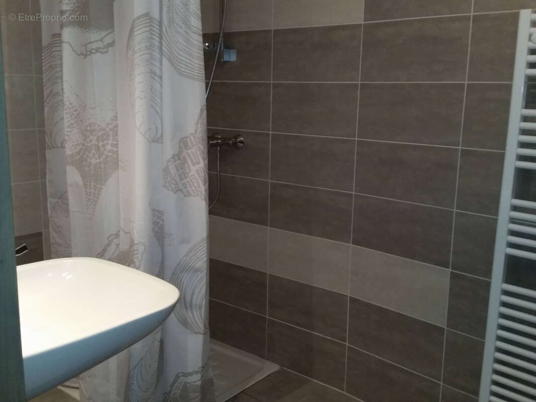 Appartement à SOLLIERES-SARDIERES