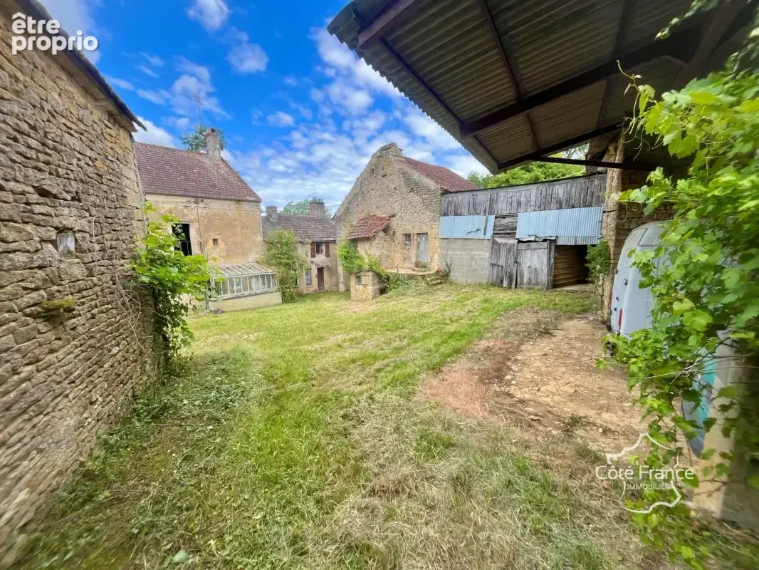 corps de ferme à rénover au coeur de la campagne bourguignonn - photo 4