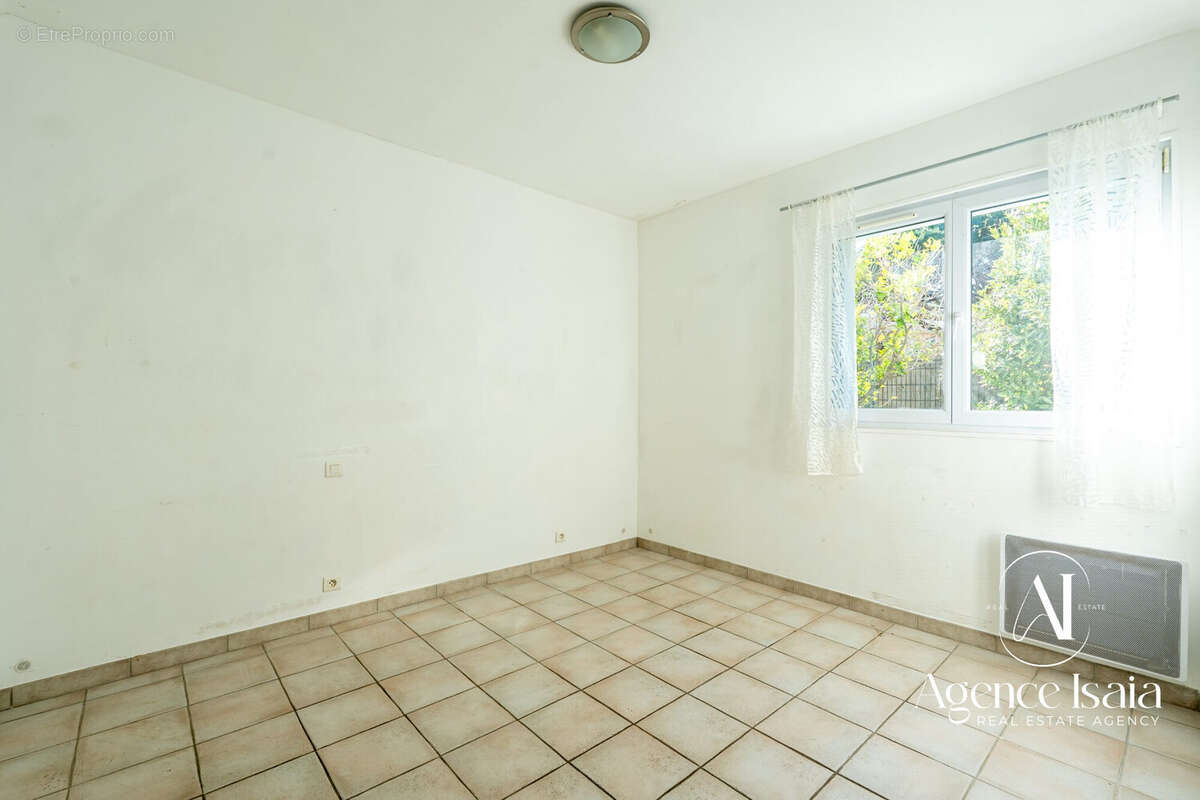 Maison 90 m² à Cavalaire-Sur-Mer  - photo 7
