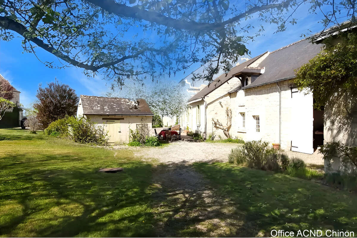 Maison à BEAUMONT-EN-VERON