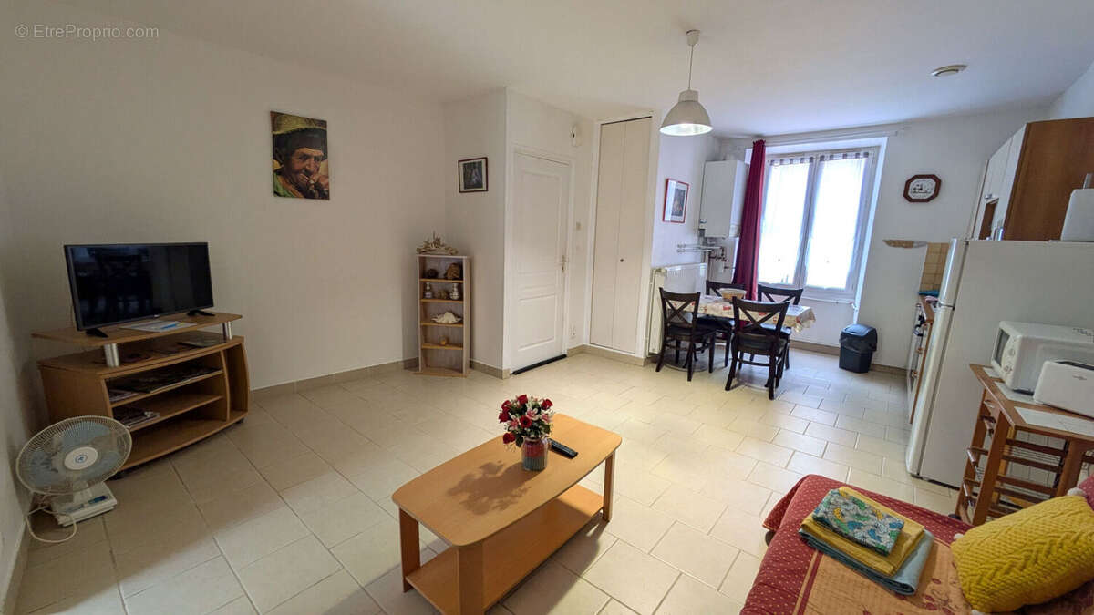 Autre à USSON-DU-POITOU