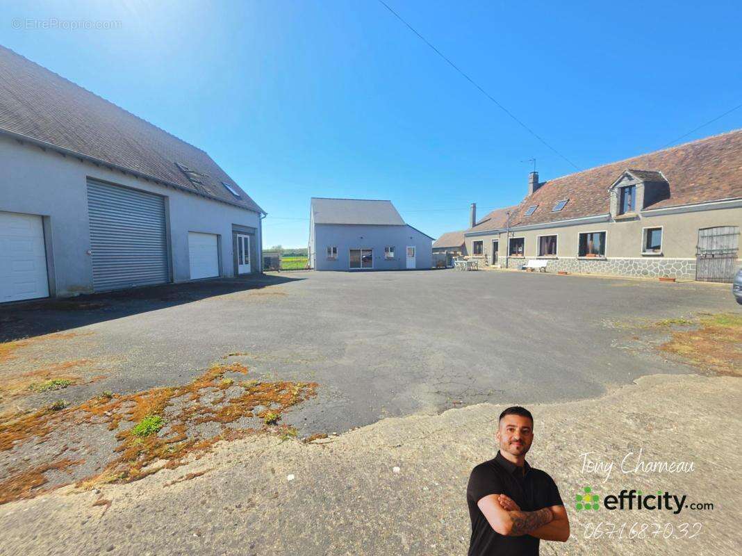 Maison à EPUISAY