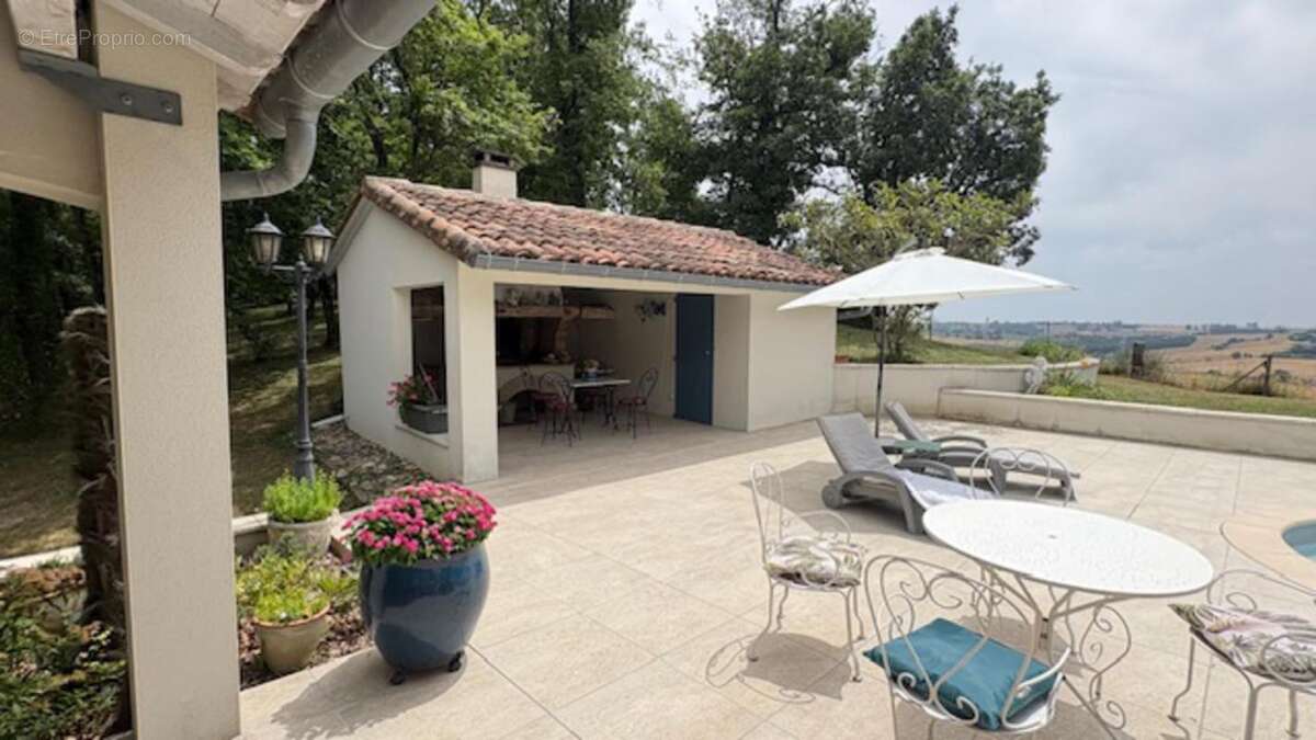 Maison à LUGAN