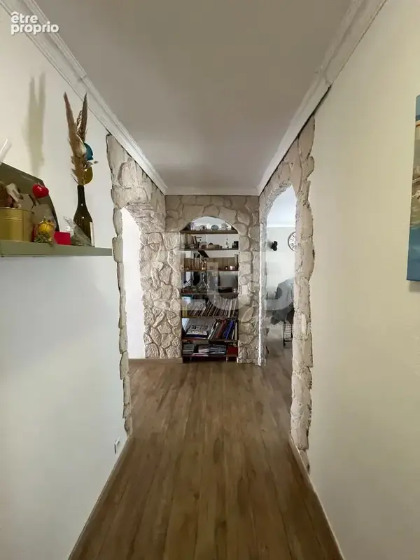 Bas de villa avec jardin privatif de 300 m² : l'espace d'une maison, la simplicité d'un appartement - photo 7