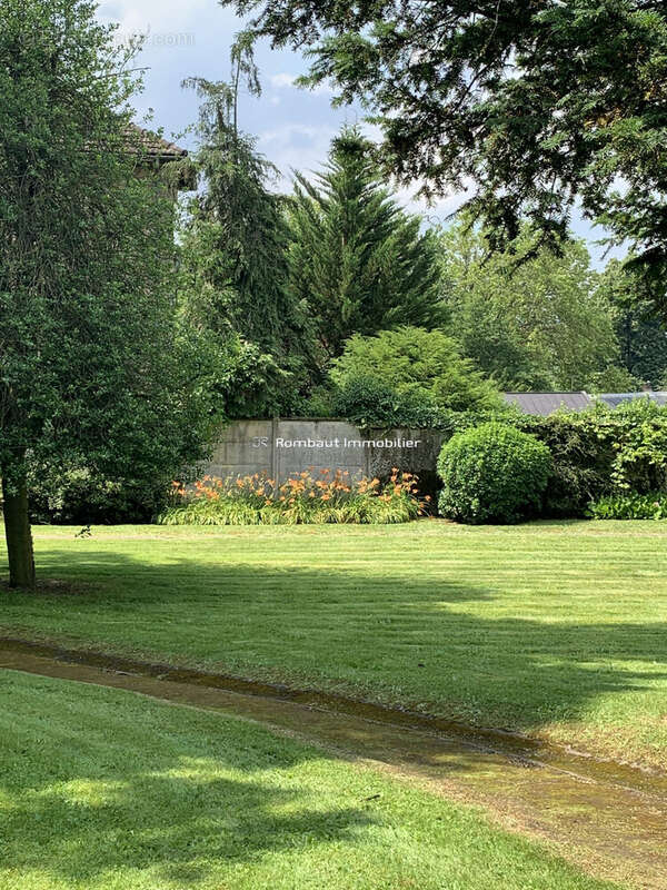 Maison à LA CELLE-SAINT-CLOUD