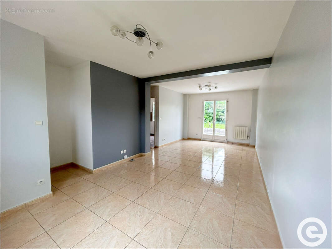 Maison à BRAY-SUR-SEINE