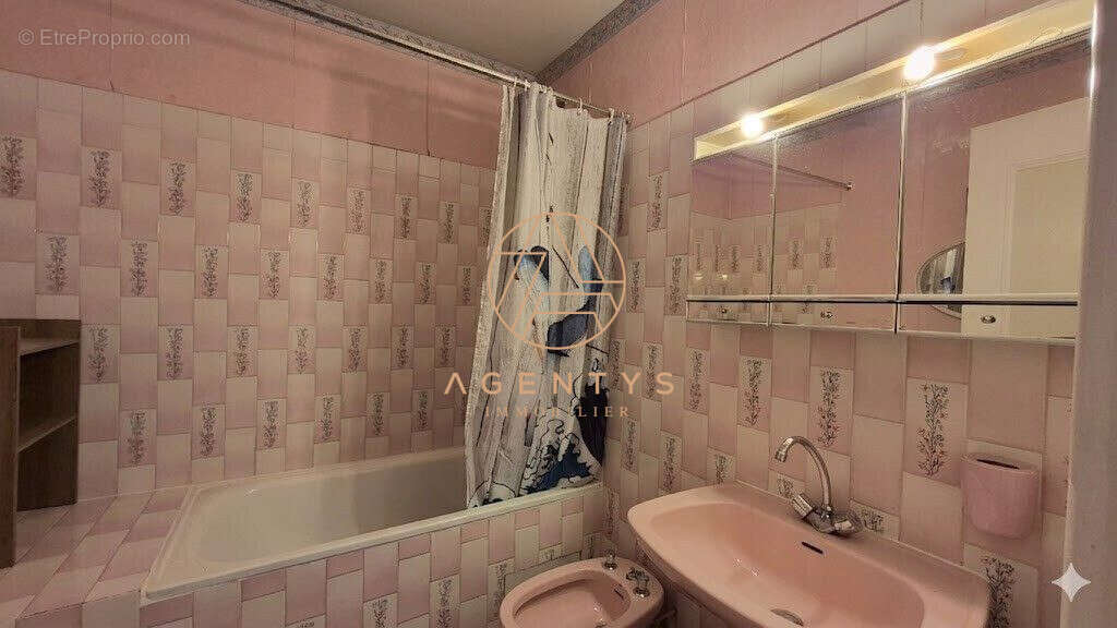 Appartement à LE PERREUX-SUR-MARNE
