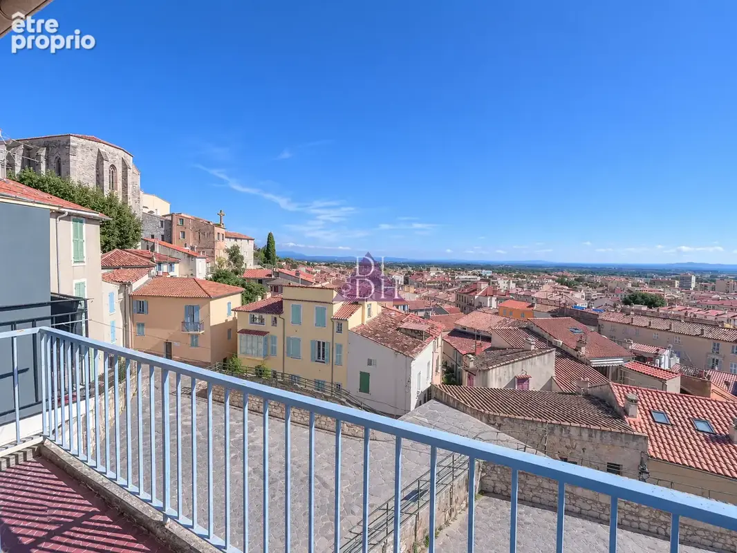 Maison à HYERES