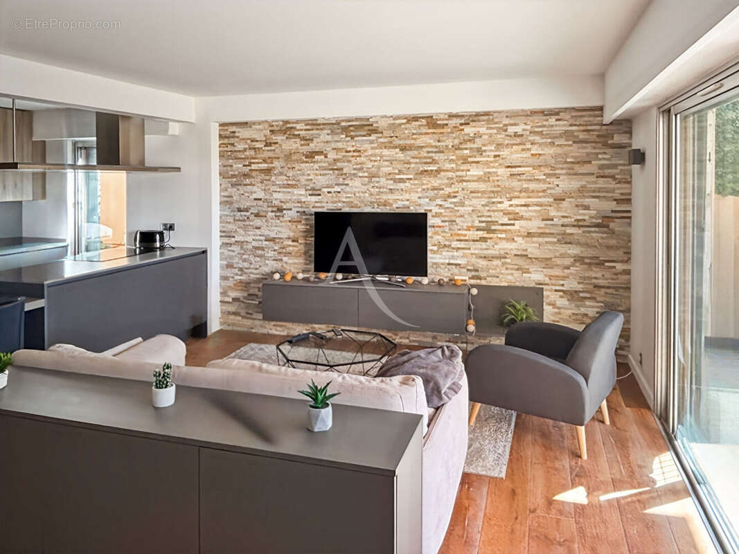 Appartement à LE CANNET