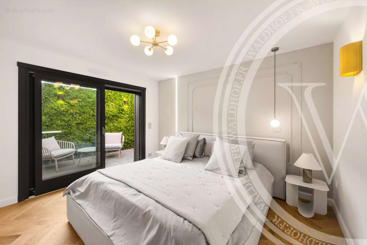 Duplex clé en main récemment rénové avec vue mer panoramique à Roquebrune-Cap-Martin - photo 17
