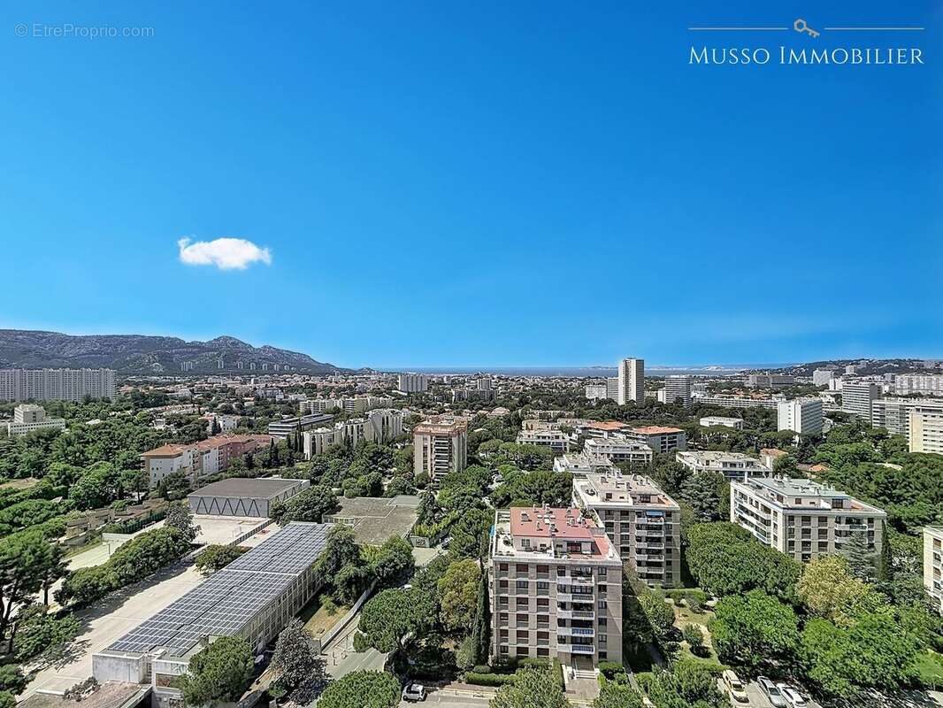 Appartement à MARSEILLE-9E