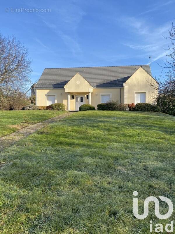 Photo 1 - Maison à LES BORDES