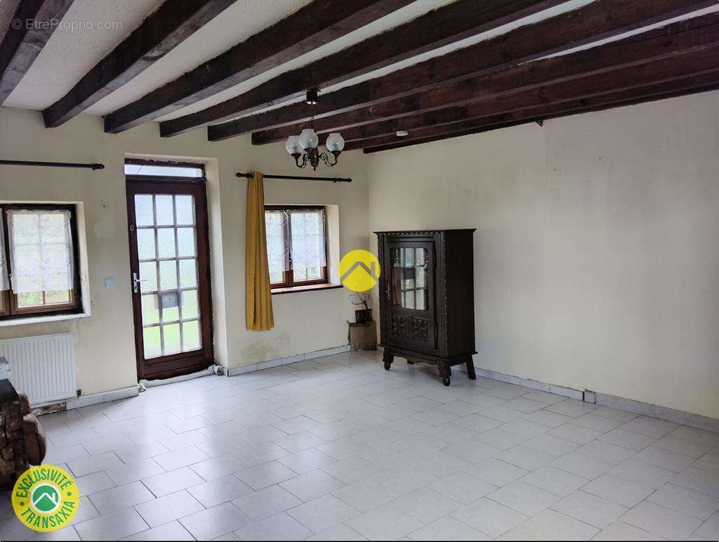 Maison à VALIGNY