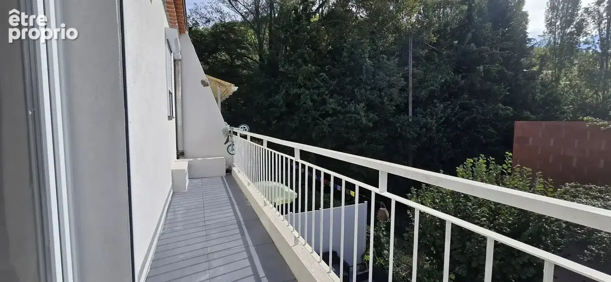 Levens – maison 3 pièces rénovée – terrasse – balcon - photo 12