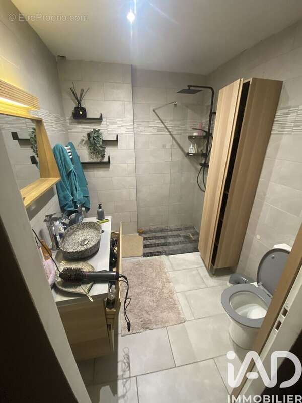 Photo 2 - Appartement à MARSEILLE-6E