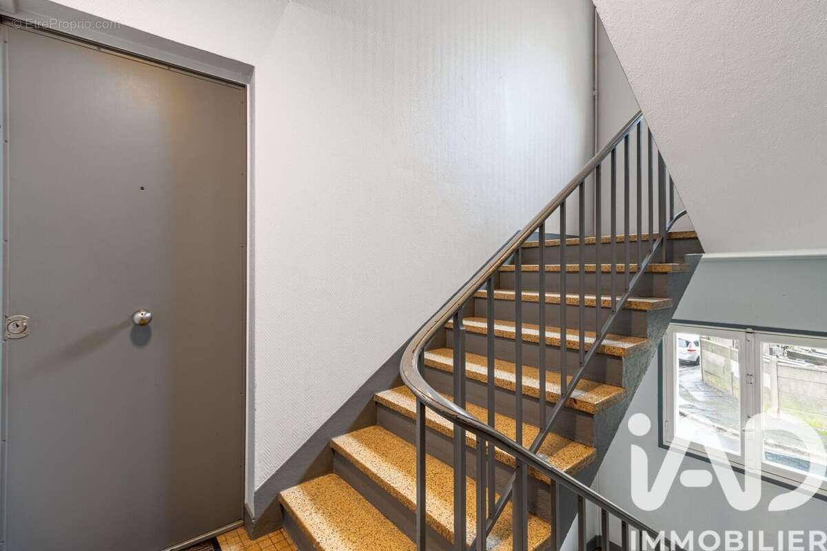 Photo 6 - Appartement à COLOMBES