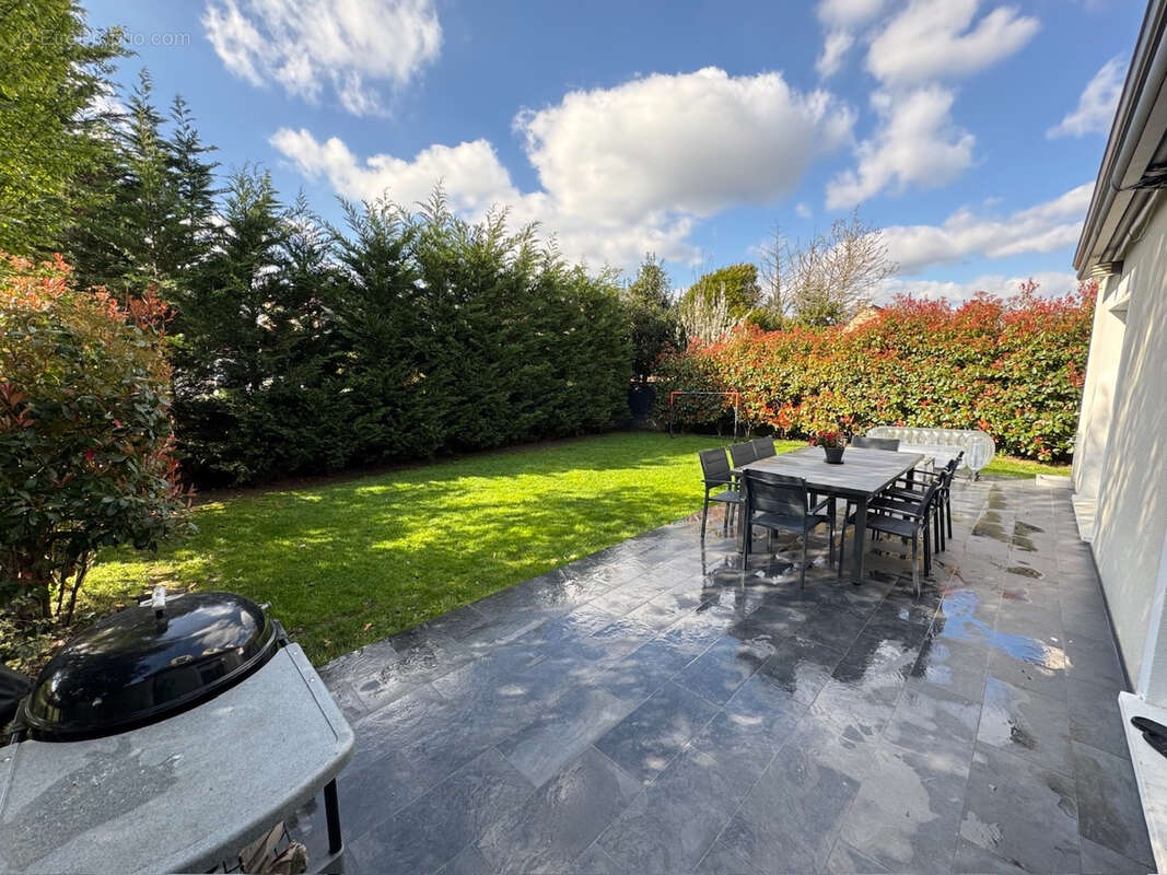 Maison Sannois Quartier Pasteur 6 pièce(s) 131 m2 - photo 2