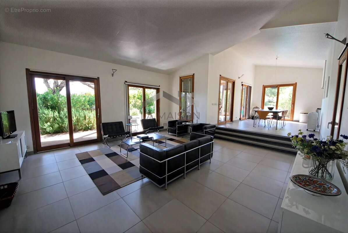 Maison à PORTO-VECCHIO