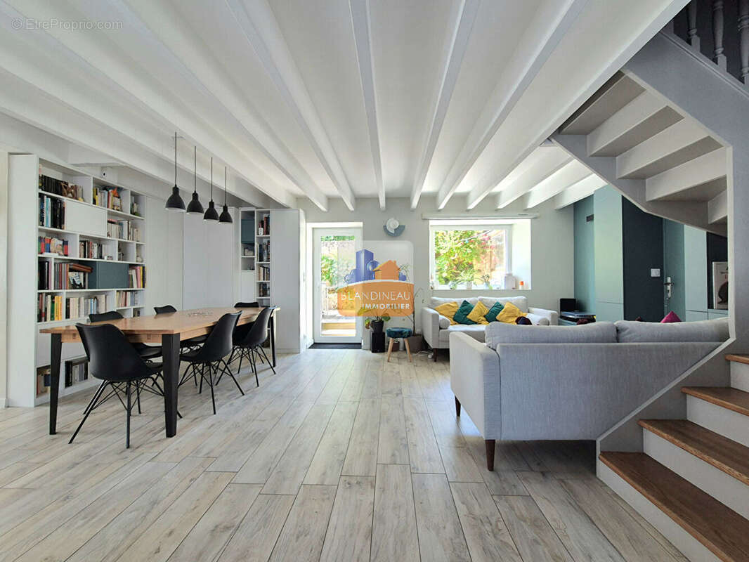 Maison à BOUGUENAIS