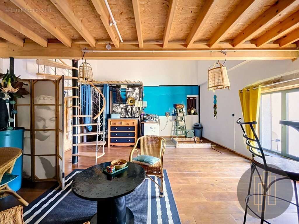 Propriété de charme de 522m2 avec piscine et vue dégagée - photo 14