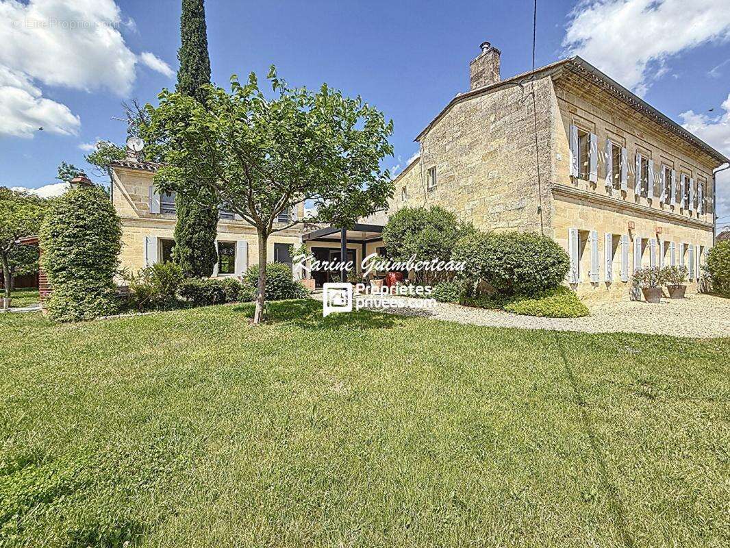 Maison à SAINT-EMILION