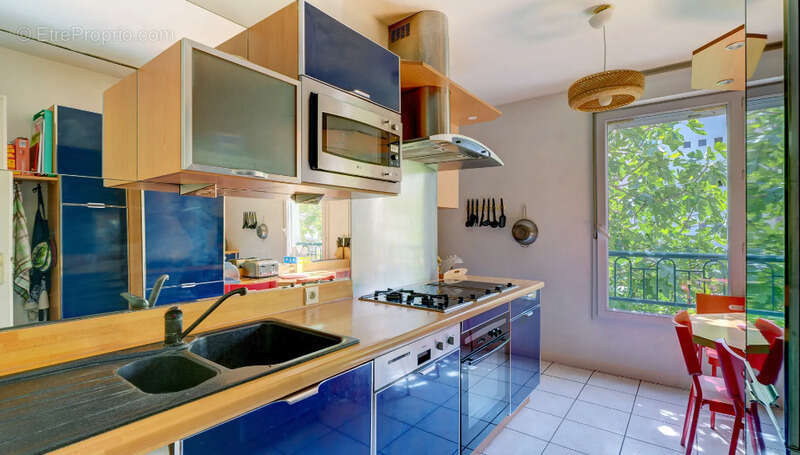 Grand T5 familial 135 m² avec balcons, double garage et cave – Tassin-la-Demi-Lune - photo 4