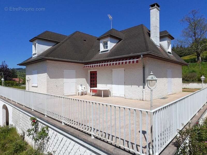 Maison à CHAUFFAILLES