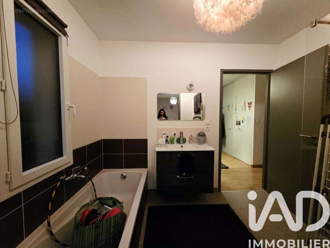 Photo 9 - Maison à MIGNALOUX-BEAUVOIR