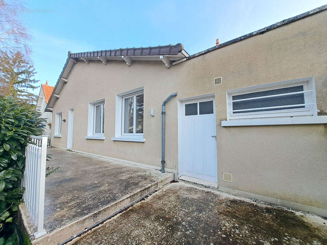 Maison à CHATELLERAULT