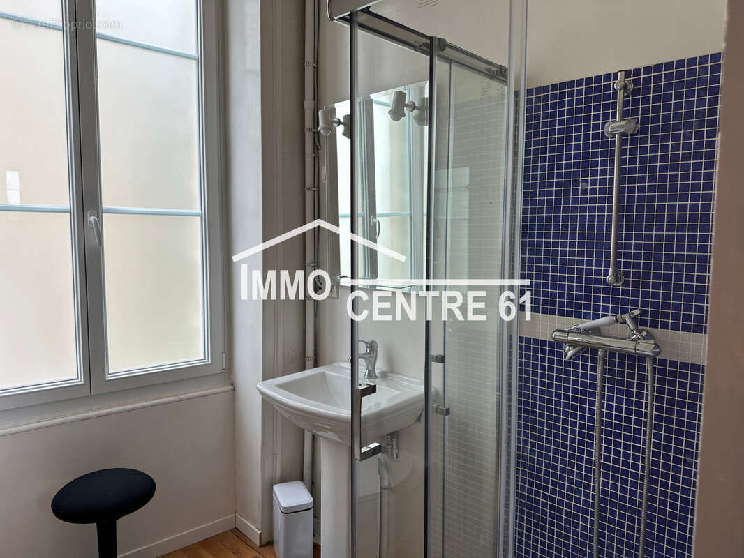 Charmante maison de ville 4 chambres sur 245m2 de terrain - photo 10