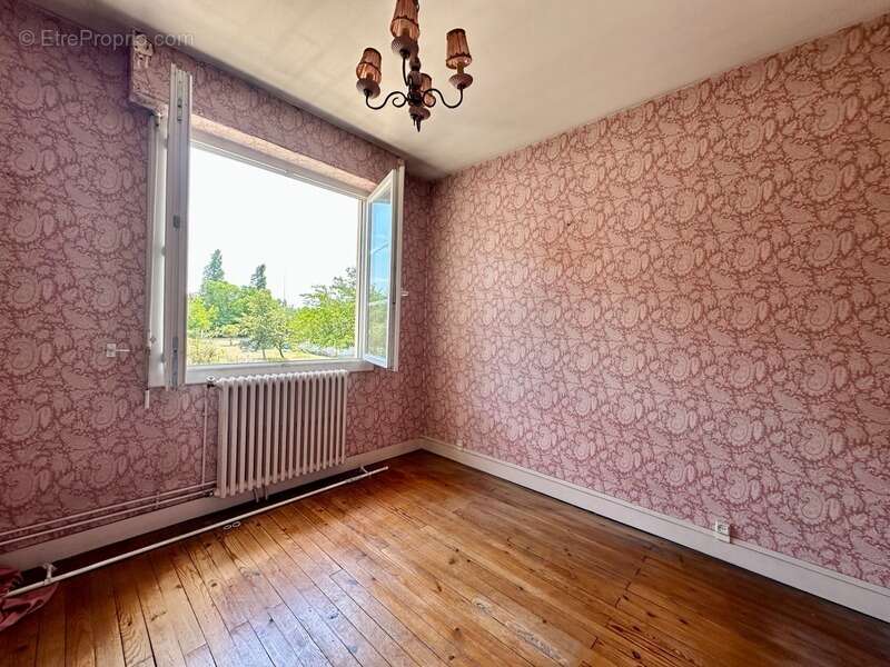 Maison à VILLENAVE-D'ORNON