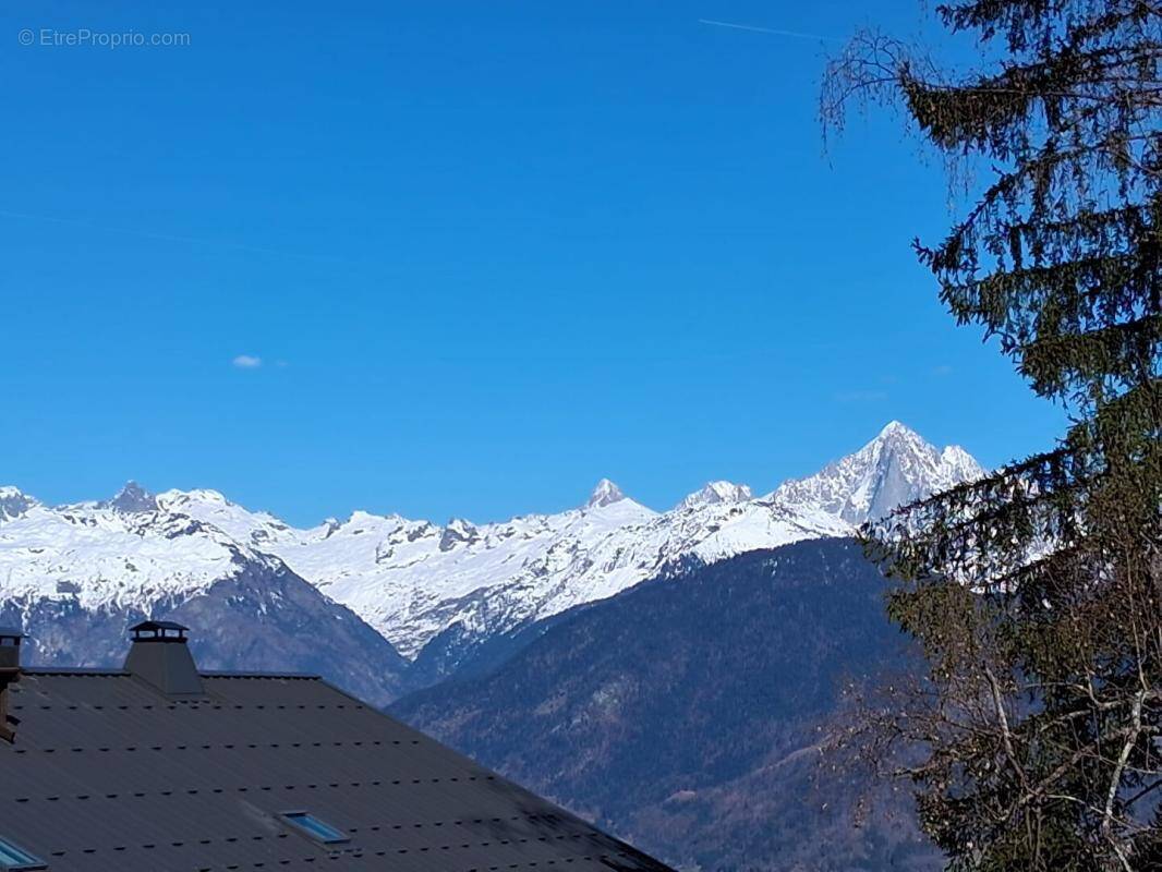 Appartement à COMBLOUX