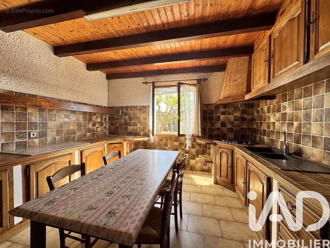 Maison 133 m² à Pourrieres  - photo 6