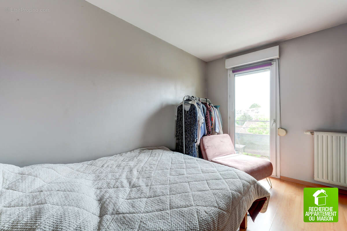 Appartement à BRON