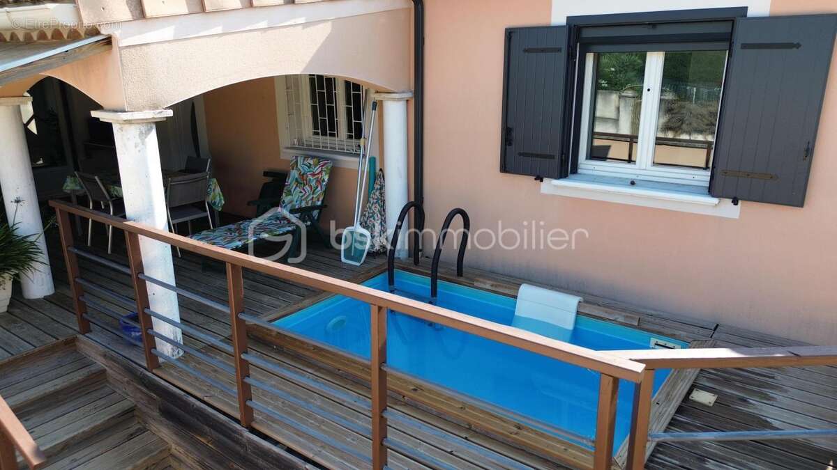 Villa de 132m² avec jardin, garage, piscine et terrasse - photo 23