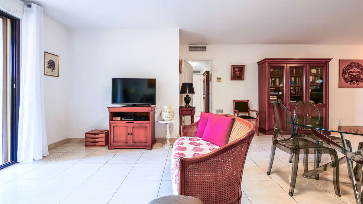 Appartement à HYERES
