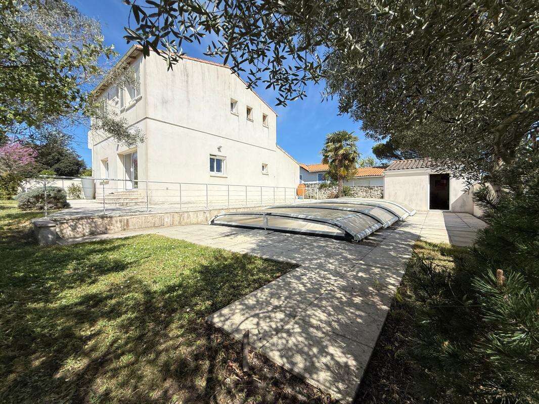 Maison à SAINT-PALAIS-SUR-MER