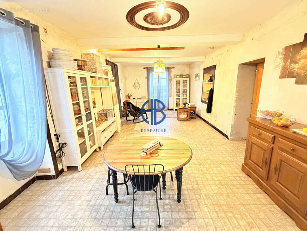 Maison à LES ABRETS