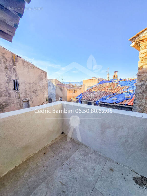 Appartement à TRETS