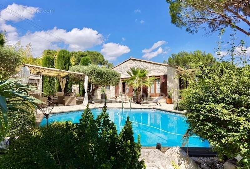Maison à vendre Villa T6 de Plain-pied avec Piscine et grand terrain à 10mn d'Uzès - photo 4