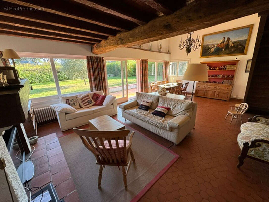 Maison à LE POULIGUEN