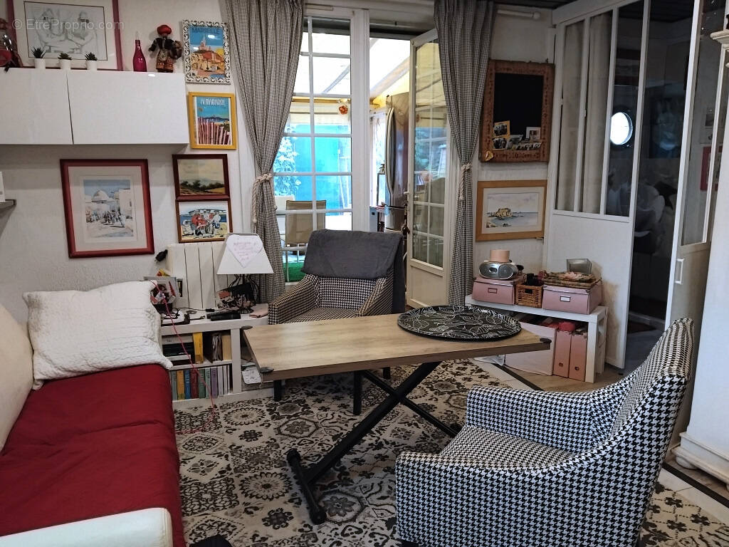 Appartement à HYERES